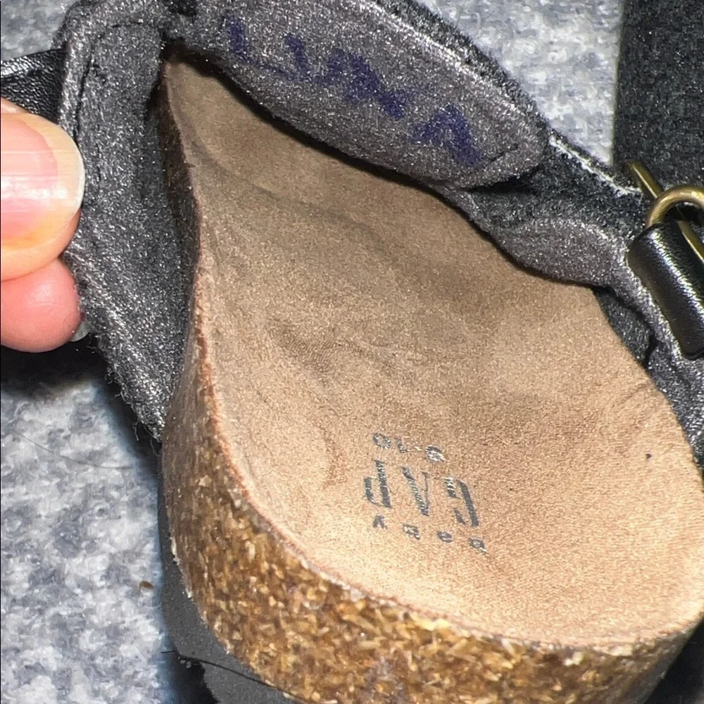 GAP Black Toddlers Clogs Size 9-10